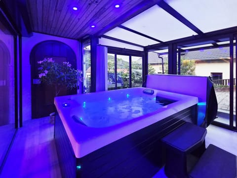 Natural landscape, Hot Tub, Hot Tub