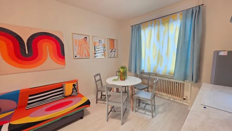 Living room, Photo of the whole room, Seating area