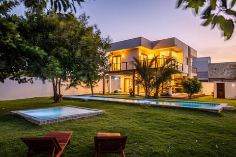 Garden, Swimming pool