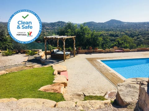 Day, Natural landscape, Place of worship, Garden, Logo/Certificate/Sign, City view, Garden view, Mountain view, Pool view, Swimming pool