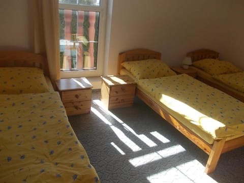Day, Photo of the whole room
