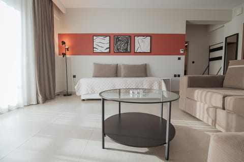 Bed, Seating area