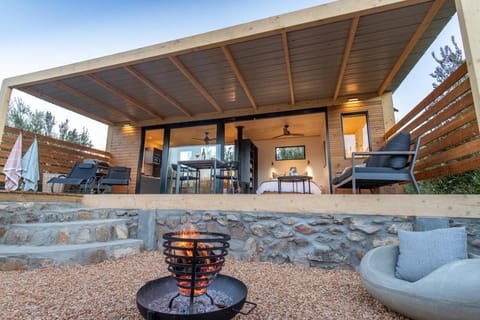 Property building, Patio, BBQ facilities, Balcony/Terrace, Seating area