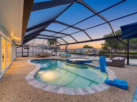 Swimming pool