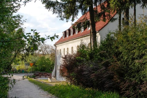 Property building, Natural landscape