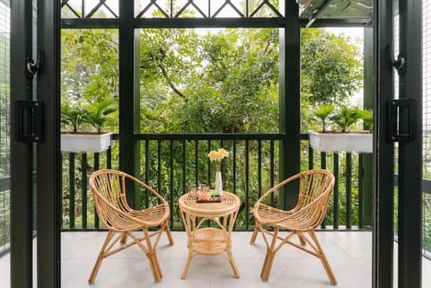View (from property/room), Balcony/Terrace