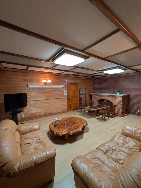 Communal lounge/ TV room, Living room
