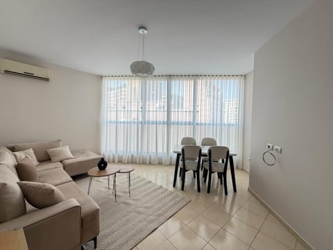 Living room, Seating area, Dining area, air conditioner