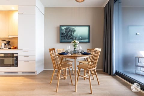 TV and multimedia, Dining area