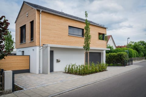 Property building, Street view