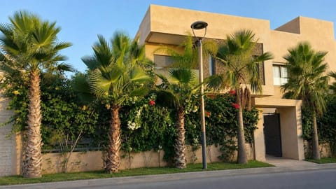 Property building, Garden view