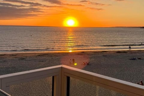 Natural landscape, View (from property/room), Balcony/Terrace, Beach, Sea view, Sunset