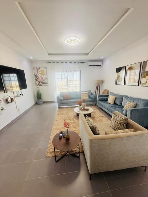 TV and multimedia, Living room, Seating area, air conditioner
