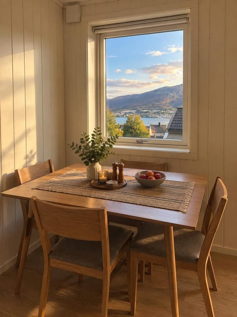 Natural landscape, Dining area, Lake view, Mountain view, Sea view