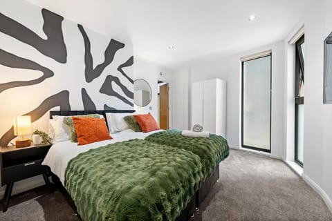 Bed, Photo of the whole room, Bedroom, wardrobe