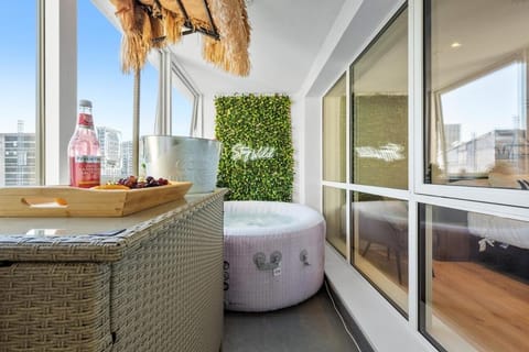 View (from property/room), Balcony/Terrace