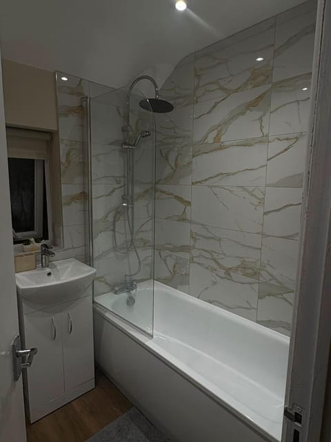 Shower, Bathroom, Bath