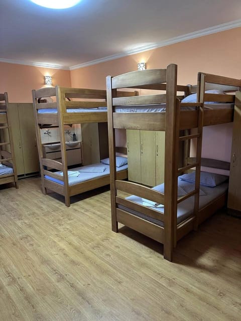 bunk bed
