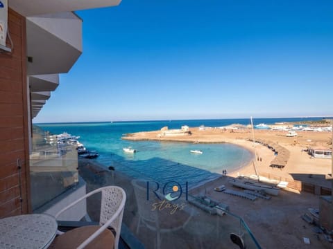 Natural landscape, View (from property/room), Balcony/Terrace, Beach, Sea view