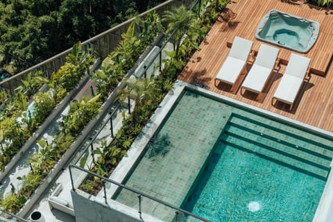 Day, Pool view, Swimming pool, sunbed