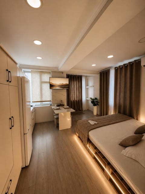 Bed, Photo of the whole room, Bedroom, wardrobe
