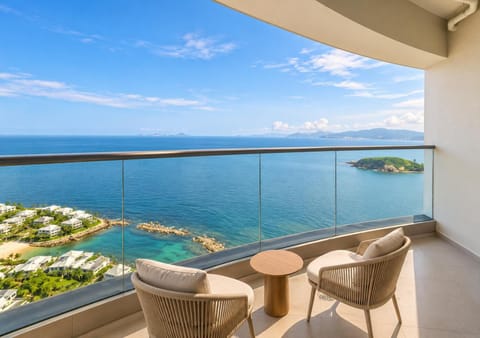 View (from property/room), Balcony/Terrace, Sea view