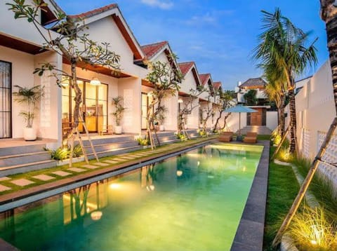 Property building, Garden view, Pool view