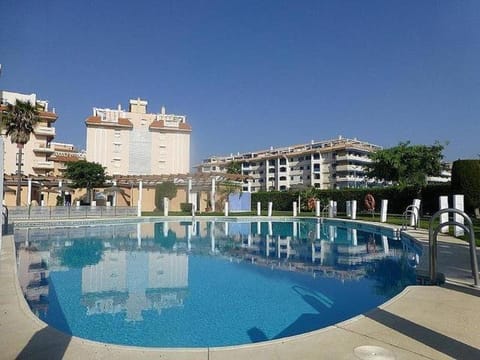 Garden, Swimming pool
