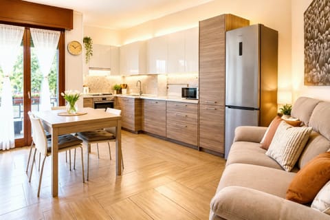 Kitchen or kitchenette, Living room, Seating area, Dining area, dishwasher, oven, stove