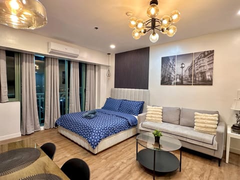 Bed, Living room, Bedroom