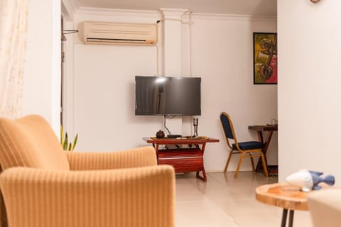 Communal lounge/ TV room, TV and multimedia, Living room