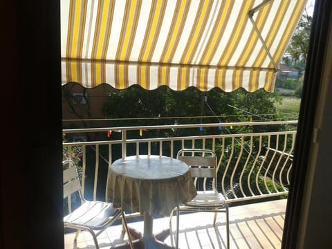 Balcony/Terrace, children, Family