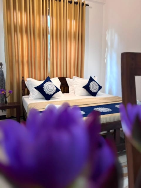 Bed, Living room, Bedroom