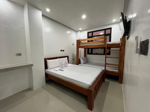 Bed, Photo of the whole room, Bedroom, bunk bed