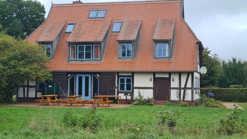 Garden, Balcony/Terrace