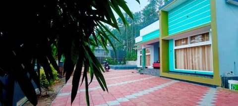 Property building, Day
