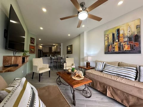 TV and multimedia, Living room, Seating area, Evening entertainment
