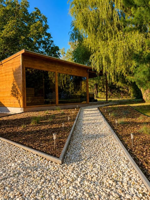 Garden, Garden, Hot Tub, Spa and wellness centre/facilities