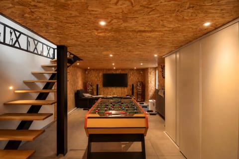Game Room, TV and multimedia