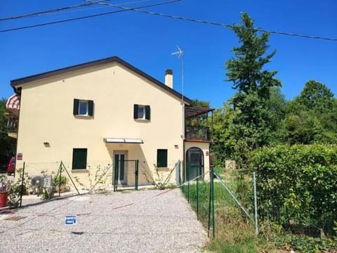 Garden, Street view