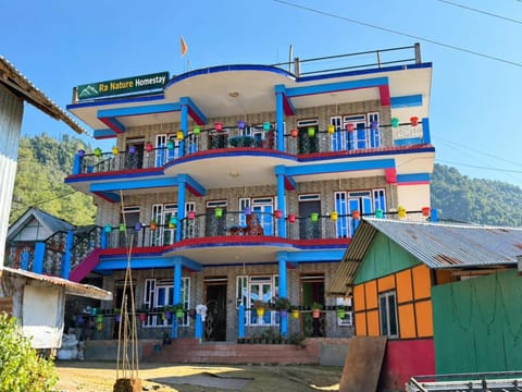 Property building, Day