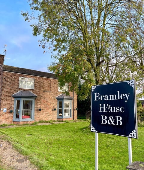 Property logo or sign, Logo/Certificate/Sign, Street view