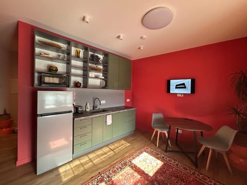 Kitchen or kitchenette, Living room, Seating area