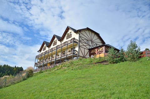 Property building, Spring