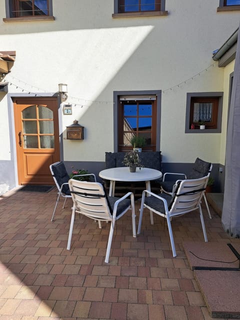 Patio, Balcony/Terrace