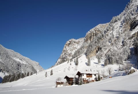 Property building, Winter, Mountain view, Mountain view
