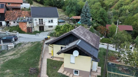 Spring, Neighbourhood, Natural landscape, Bird's eye view, Location