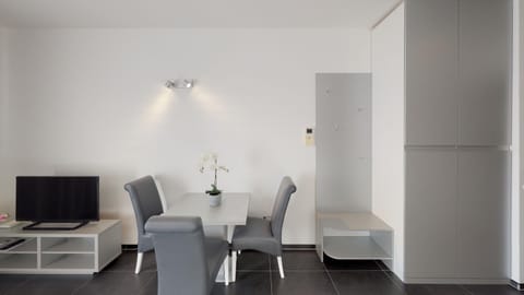 Whitehouse Apartments Apartment in Makarska