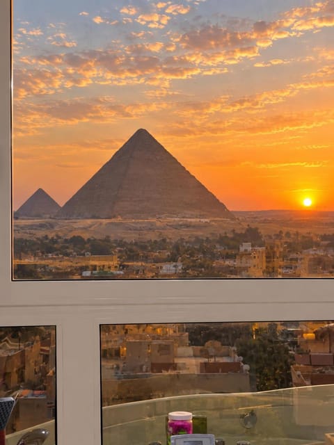 Nearby landmark, Day, Natural landscape, View (from property/room), Balcony/Terrace, Mountain view, Sunrise, Sunset