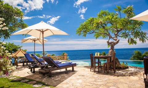 Pool view, Sea view, Swimming pool